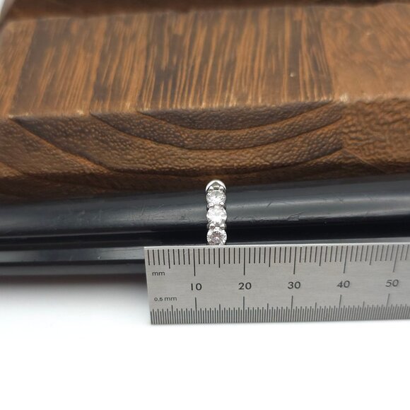 Size 9 Sterling Silver Bright Cubic Zirconia Ring A375 - Picture 7 of 8